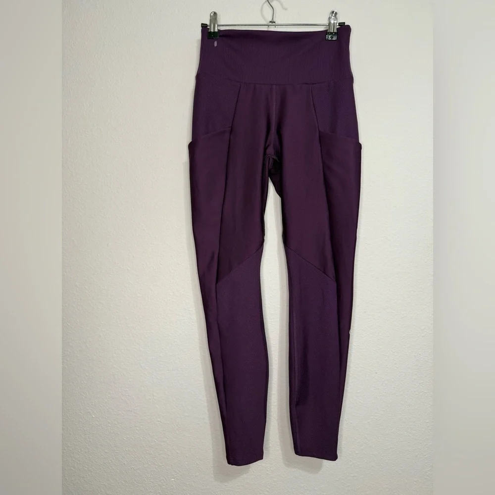 ALO Yoga Ribbed Airlift 7/8 Enchanted Leggings